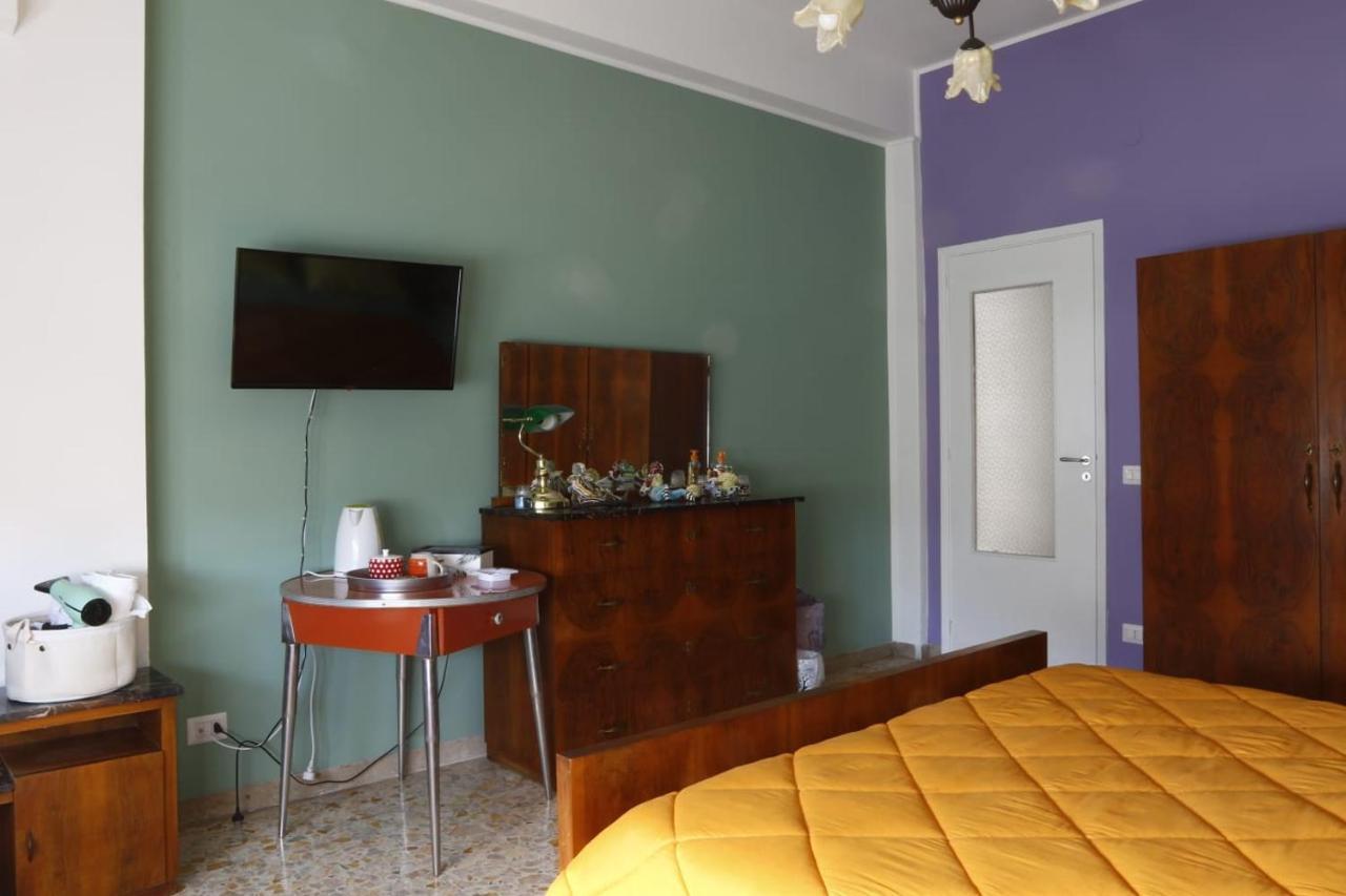 Casa Di Nonna Signorina Panzió Giarre Kültér fotó